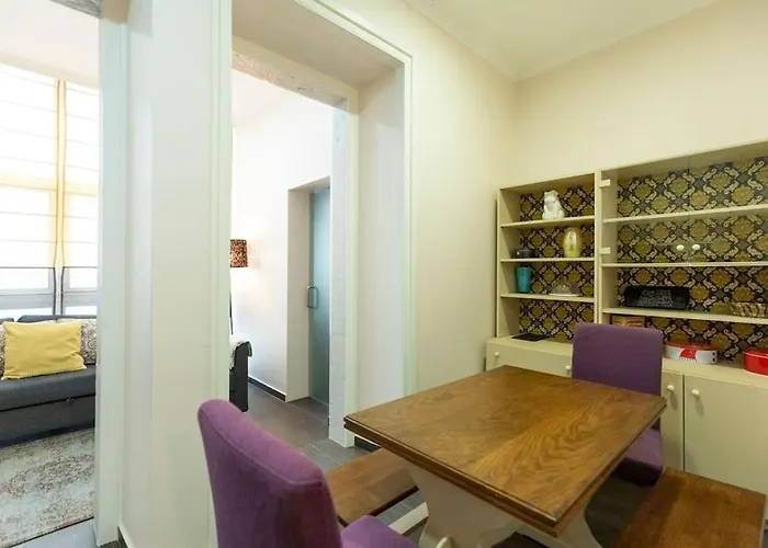 Ola - Campo Pequeno Apartment