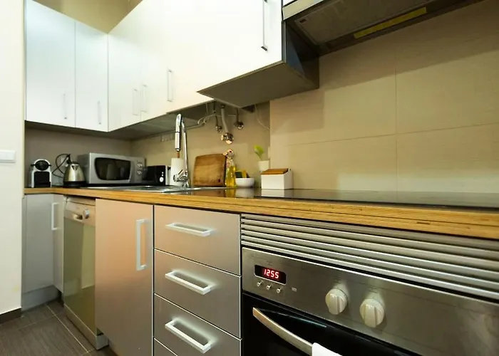 Ola - Campo Pequeno * Lisbon